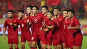 Cầu Thủ Số 8 Việt Nam: Những Chân Sút Ấn Tượng Nhất