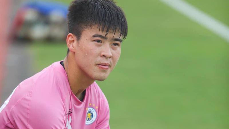 Duy Mạnh là cầu thủ trẻ tuổi tài năng