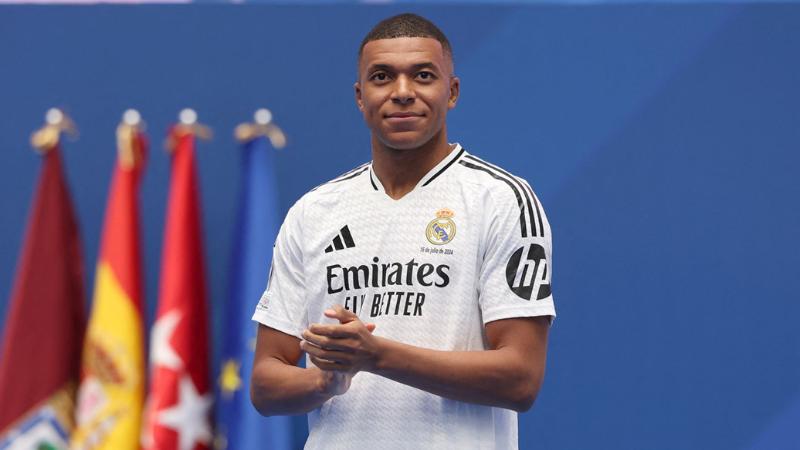 Real Madrid Mbappe là cầu thủ nổi tiếng từ Pháp 